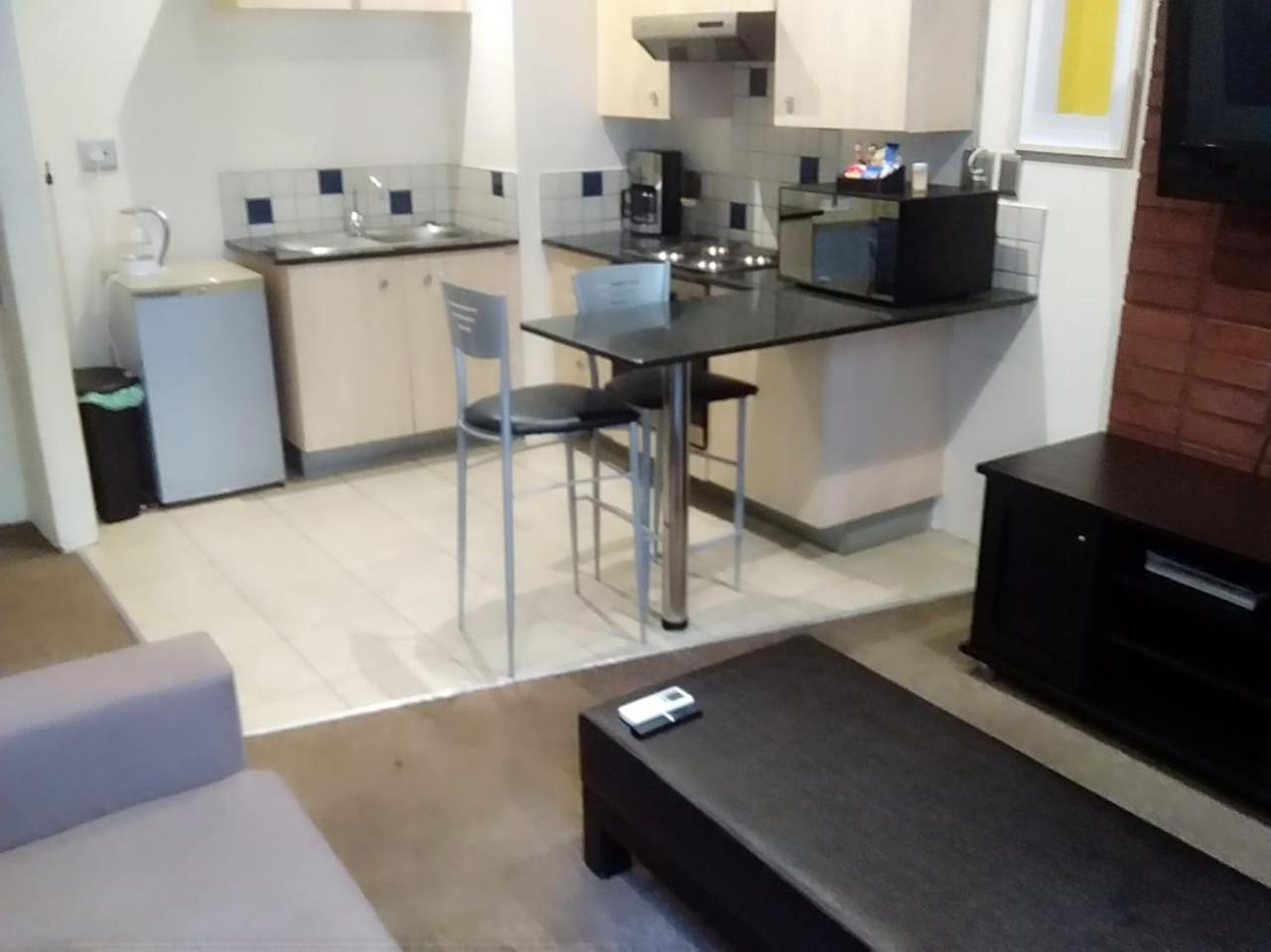 Mabungubwe Hotel Apartments - Home Away From Home Johannesburg Kültér fotó